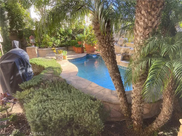 $4,200,000 | 27 Vista Sole Street, Dana Point, CA 92629