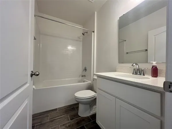 $2,750 | 301 Jackson Loop, DeLand, FL 32724