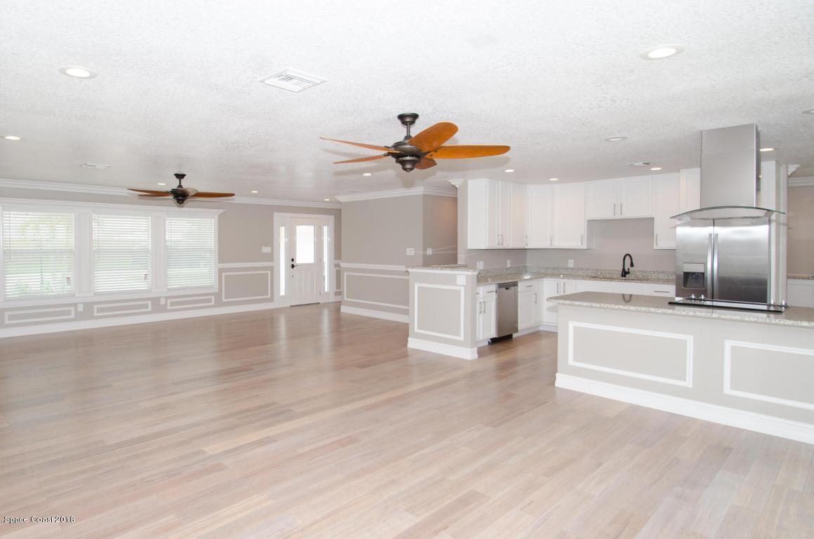 1665 Westport Road Merritt Island, FL 32952 - Photo 12 of 16 Kitchen