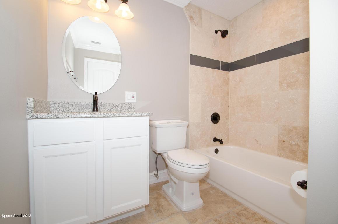 1665 Westport Road Merritt Island, FL 32952 - Photo 9 of 16 Guest Bath