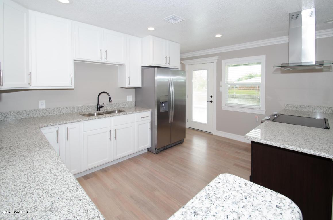 1665 Westport Road Merritt Island, FL 32952 - Photo 10 of 16 Kitchen 2