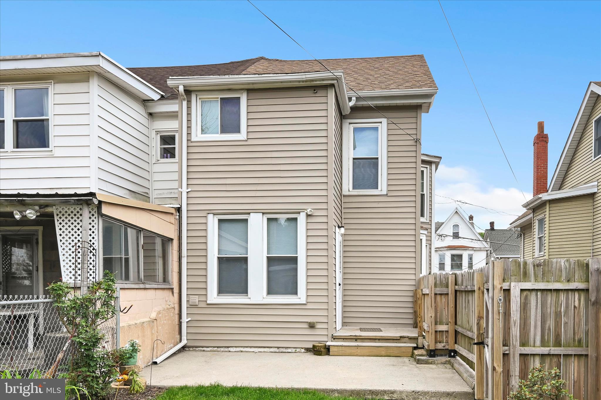 319 West Ridge Street Lansford, PA 18232 - Photo 24 of 30 Exterior Back