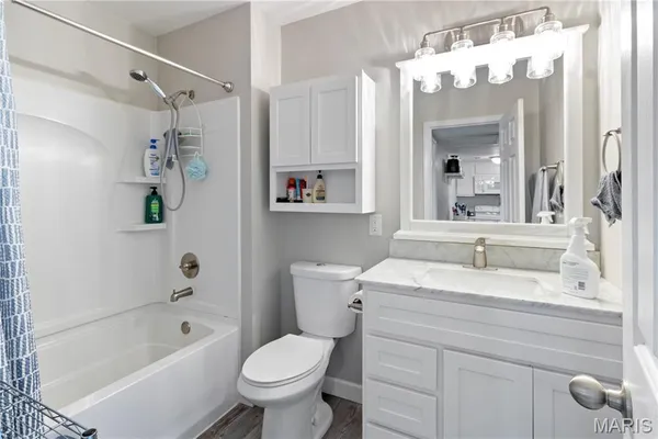 $139,900 | 9714 Raintree Village Drive, Unit 3F, Hillsboro, MO 63050