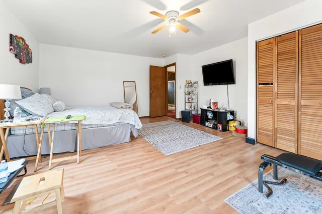 $550,000 | 724 Jr Terrace, Elmhurst, IL 60126