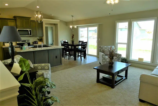 $281,610 | 1822 Stephanie Street, Wichita, KS 67207