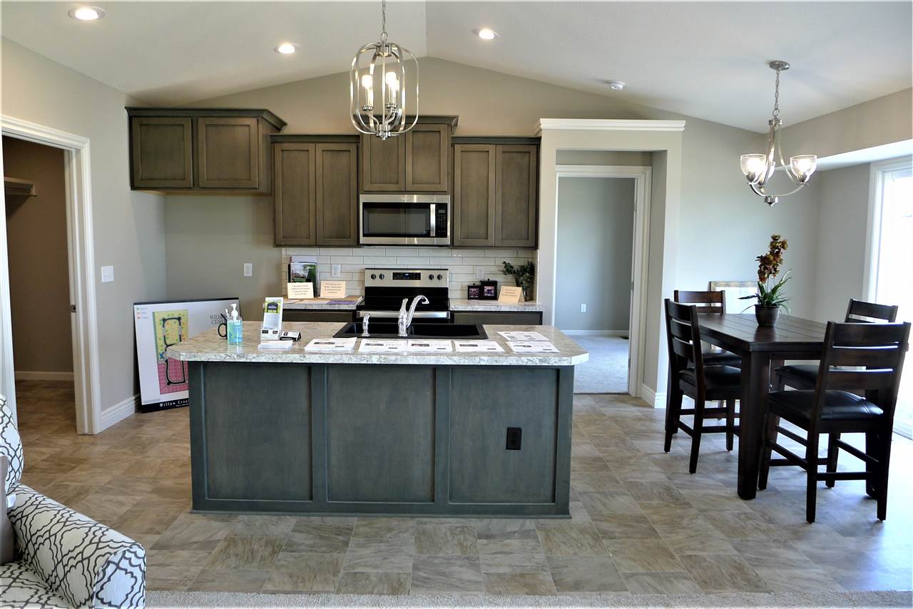 1822 Stephanie Street Wichita, KS 67207 - Photo 5 of 16