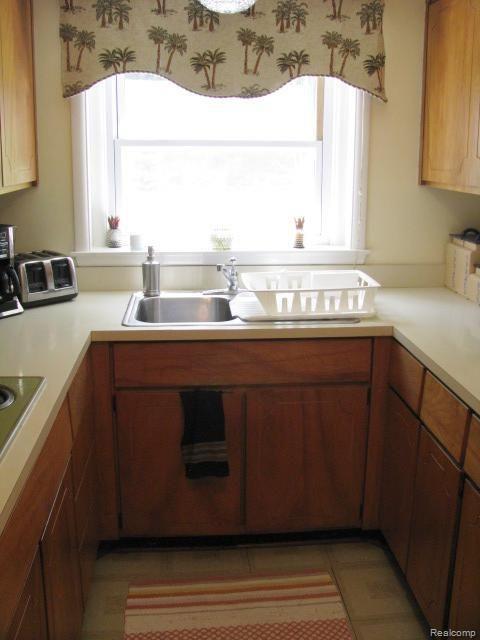 451 Wonder Lane Romeo, MI 48065 - Photo 26 of 39 #23 Lower Level Kitchen Area 1.jpg