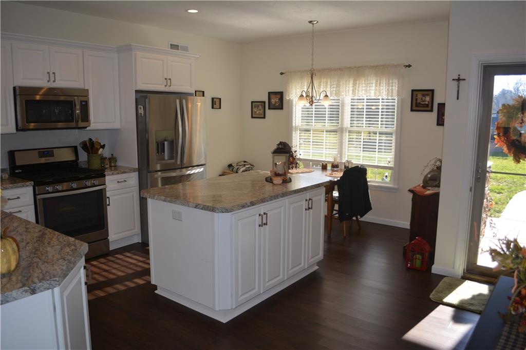 421 Wineberry Ridge Court Irwin, PA 15642 - Photo 21 of 25 Gallery Image 21
