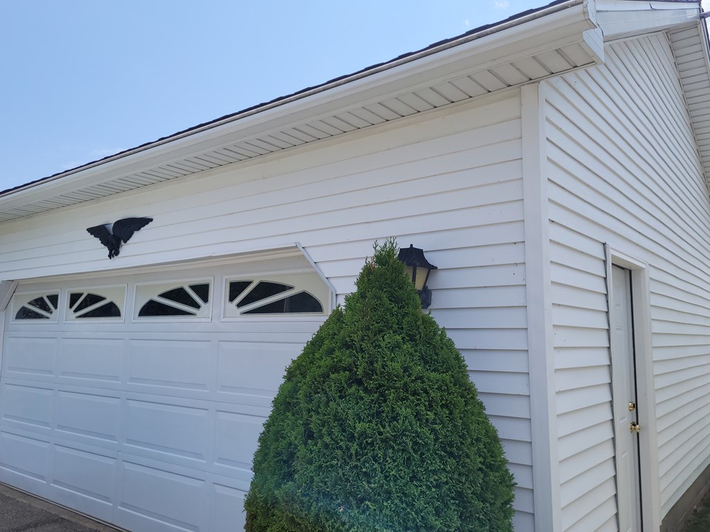 431 East State Road Seneca, PA 16346 - Photo 5 of 27 Gallery Image 5