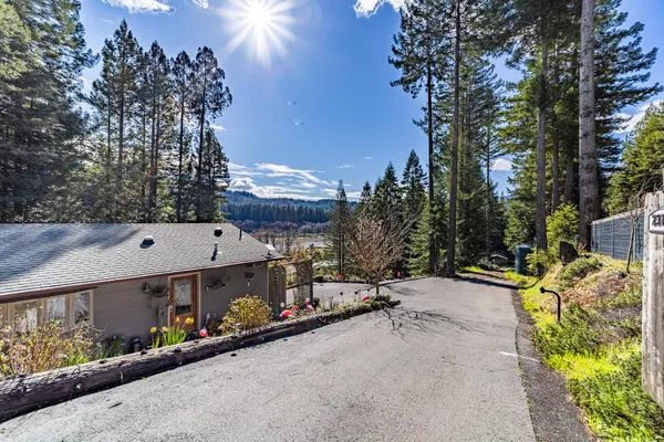 $475,000 | 2375 Salmon Creek Road, Miranda, CA 95553