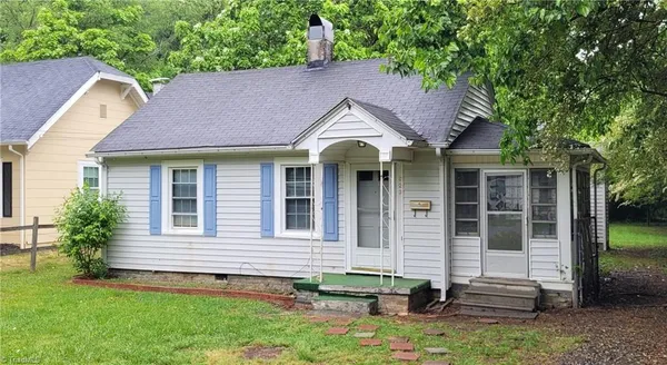 $1,295 | 923 Rosewood Place, High Point, NC 27262