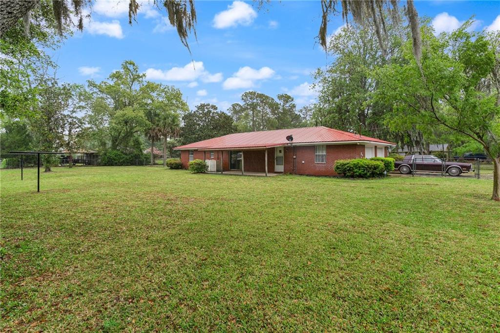 202 Oak Road Brunswick, GA 31525 - Photo 23 of 37