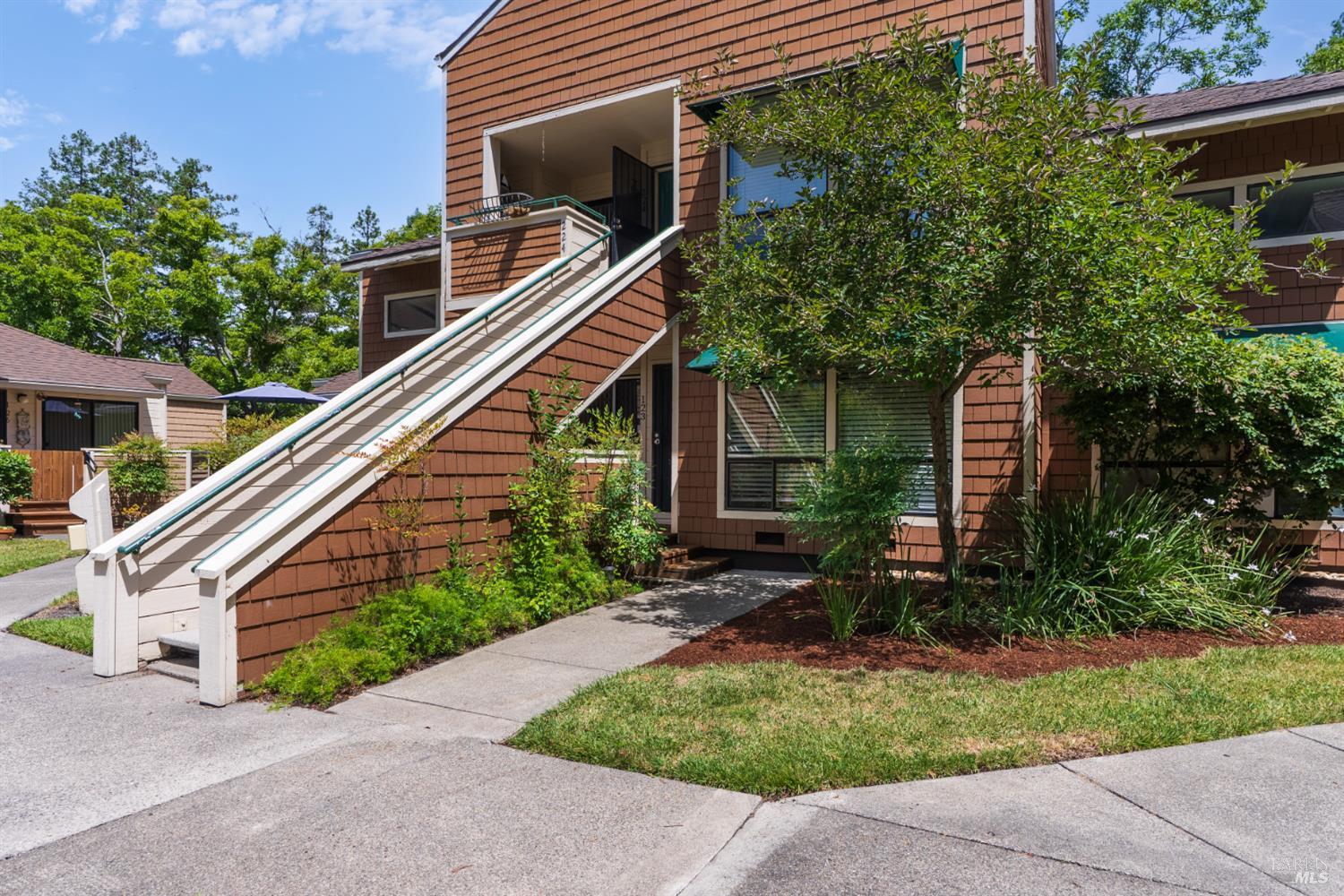 901 Russell Avenue, Unit 123 Santa Rosa, CA 95403 - Photo 17 of 26