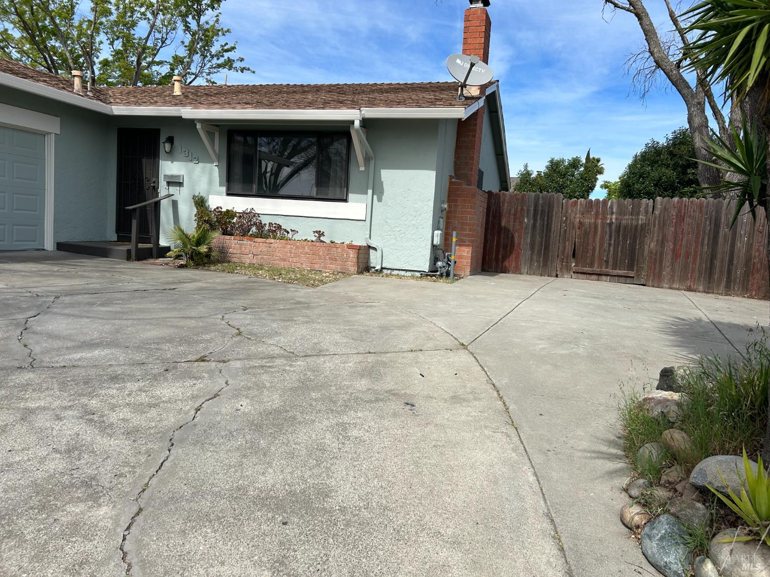 1312 Sutter Court Fairfield, CA 94533 - Photo 17 of 45 a view of a house with a outdoor space