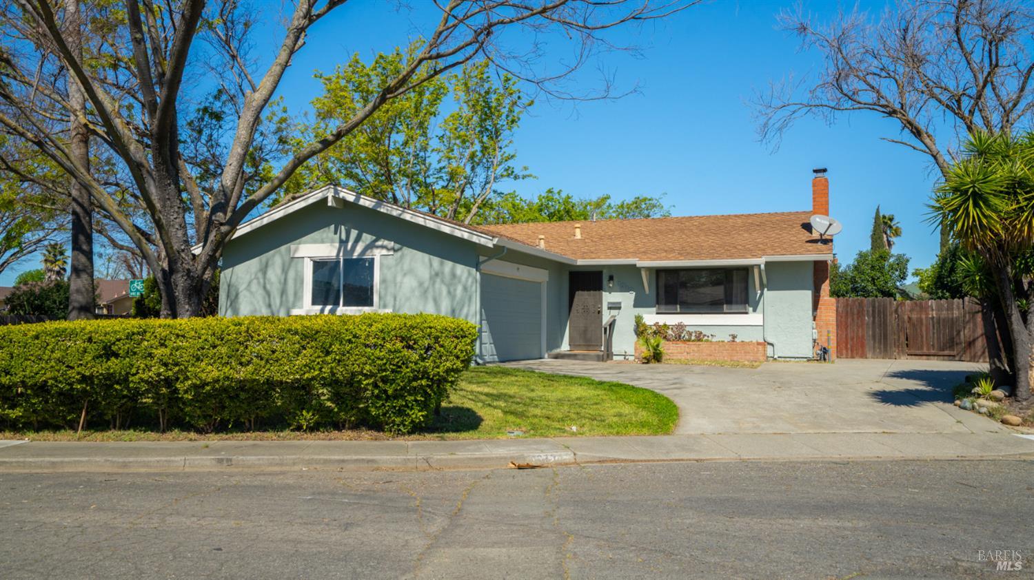 1312 Sutter Court Fairfield, CA 94533 - Photo 20 of 45