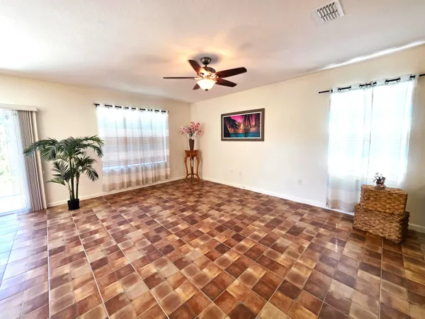 $2,500 | 1440 Lexington Square Southwest, Vero Beach, FL 32962