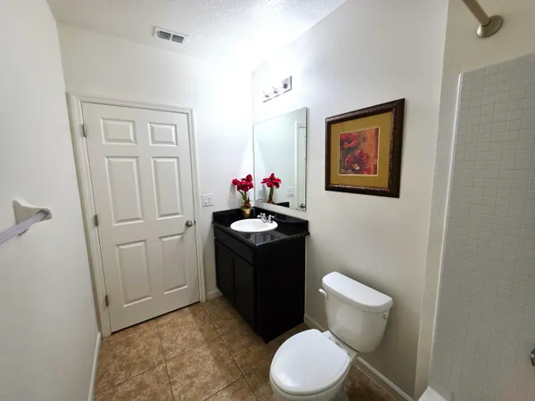 $2,500 | 1440 Lexington Square Southwest, Vero Beach, FL 32962