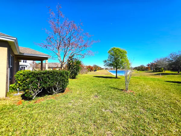 $2,500 | 1440 Lexington Square Southwest, Vero Beach, FL 32962