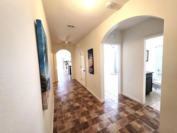 $2,500 | 1440 Lexington Square Southwest, Vero Beach, FL 32962