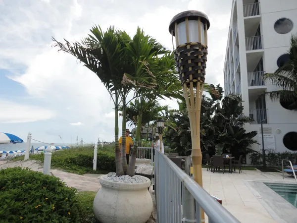 $2,500 | 1440 Lexington Square Southwest, Vero Beach, FL 32962