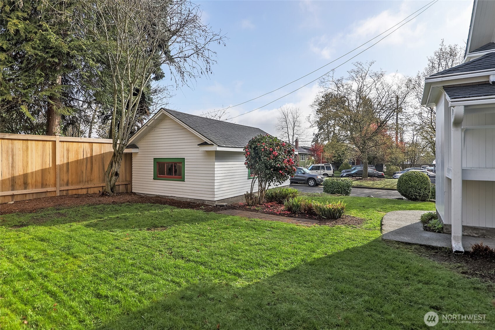 2158 North 50th Street Seattle, WA 98103 - Photo 14 of 40