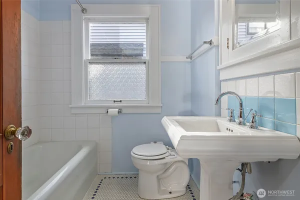 $1,025,000 | 2158 North 50th Street, Seattle, WA 98103