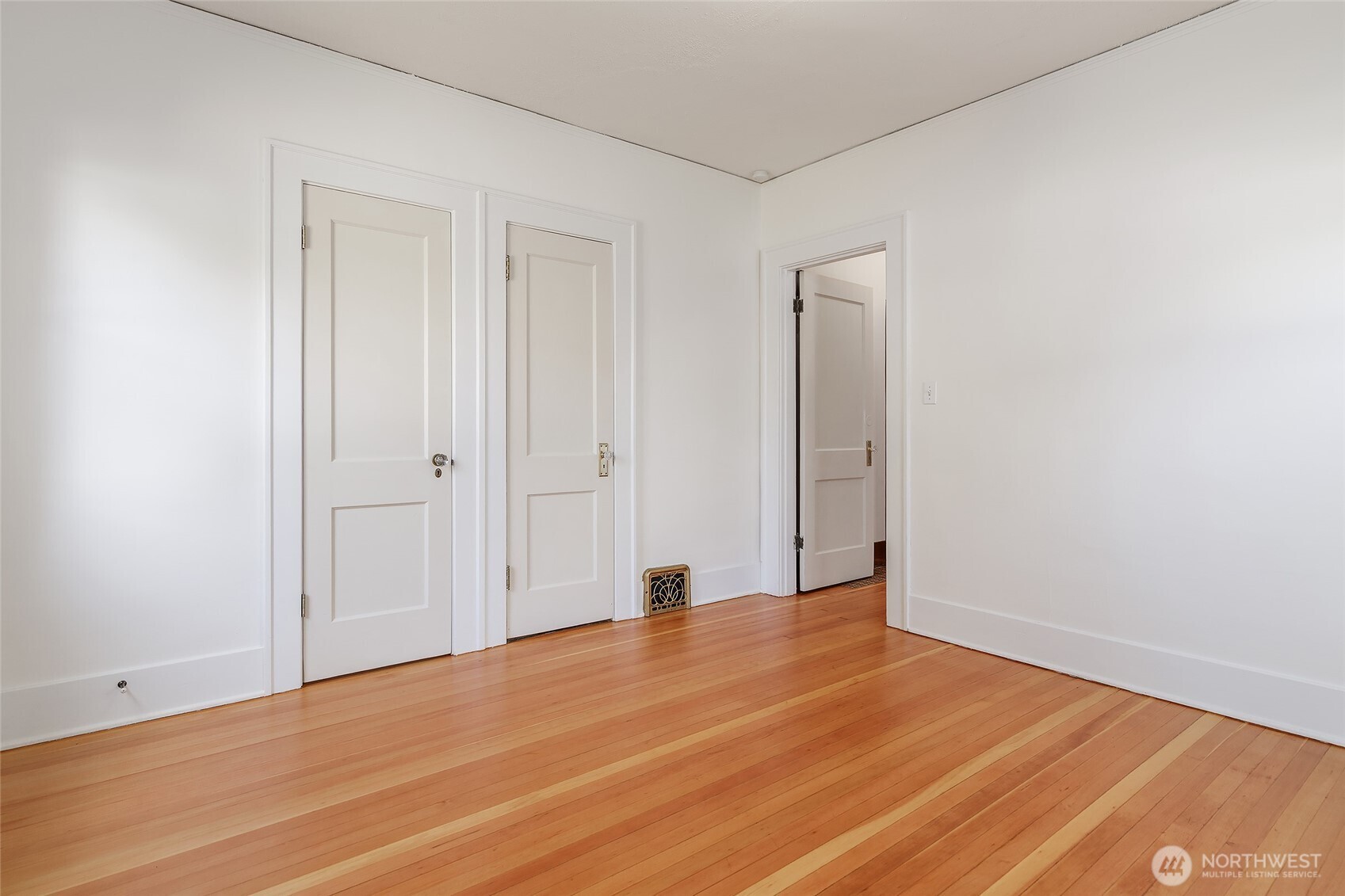 2158 North 50th Street Seattle, WA 98103 - Photo 21 of 40