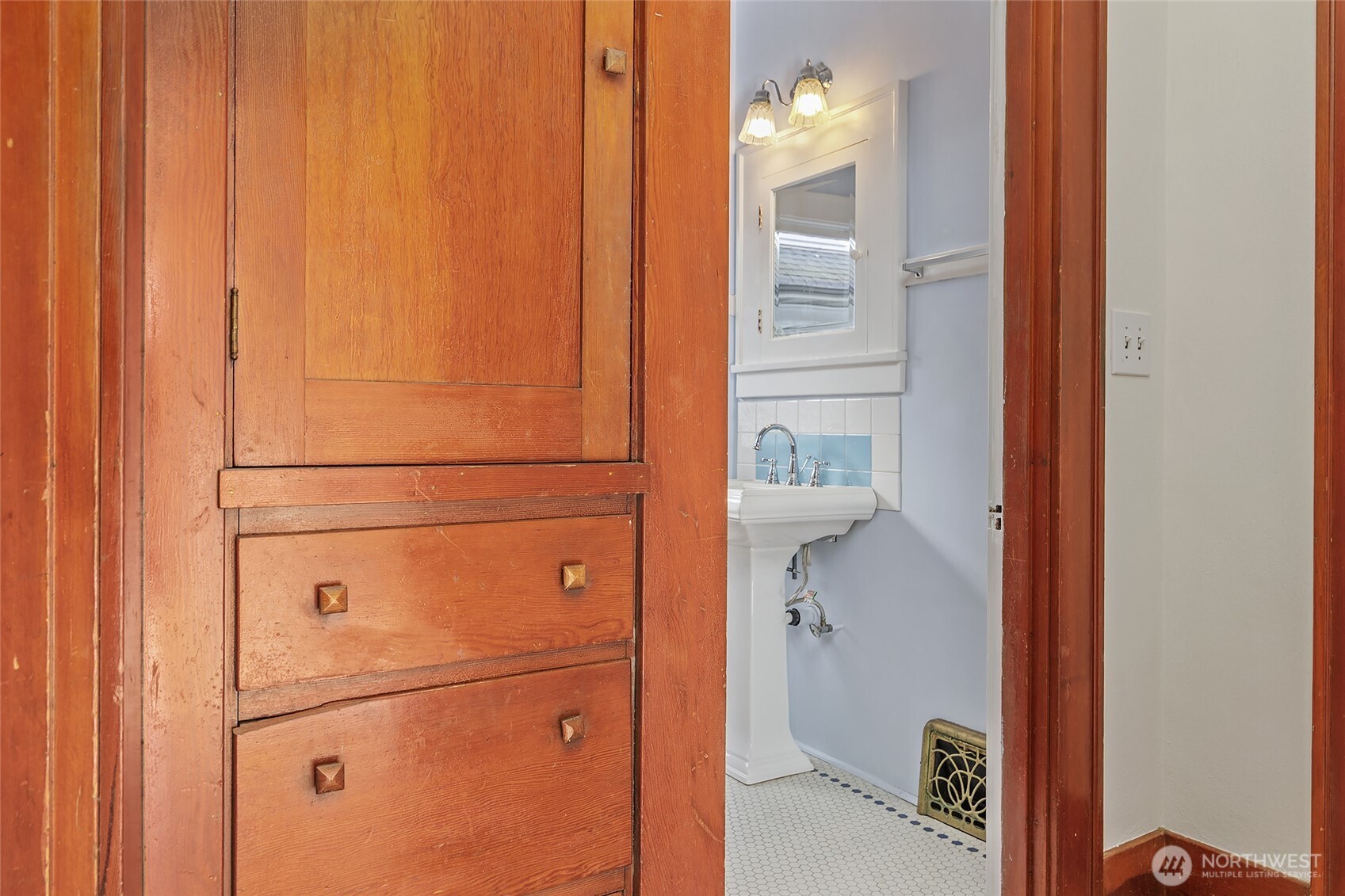 2158 North 50th Street Seattle, WA 98103 - Photo 27 of 40