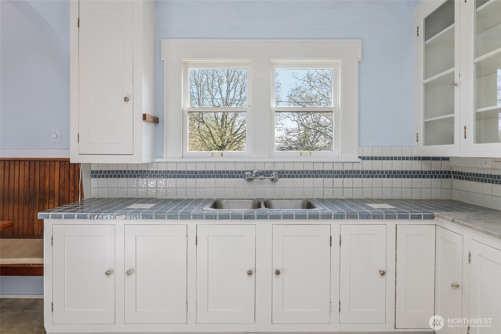 2158 North 50th Street Seattle, WA 98103 - Photo 32 of 40