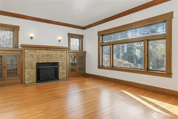 $1,025,000 | 2158 North 50th Street, Seattle, WA 98103