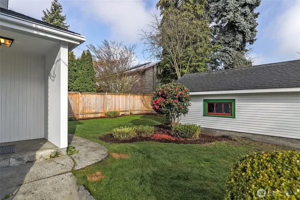 $1,025,000 | 2158 North 50th Street, Seattle, WA 98103