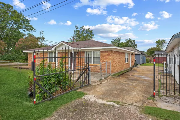 $255,000 | 4515 Salina Street, Houston, TX 77026