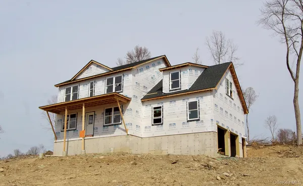 $685,000 | 34 Tamarack Drive, Newburgh, NY 12550