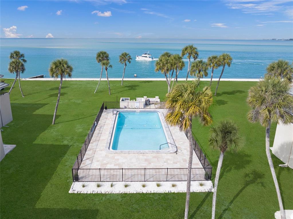 4660 Ocean Boulevard, Unit O2 Sarasota, FL 34242 - Photo 4 of 55