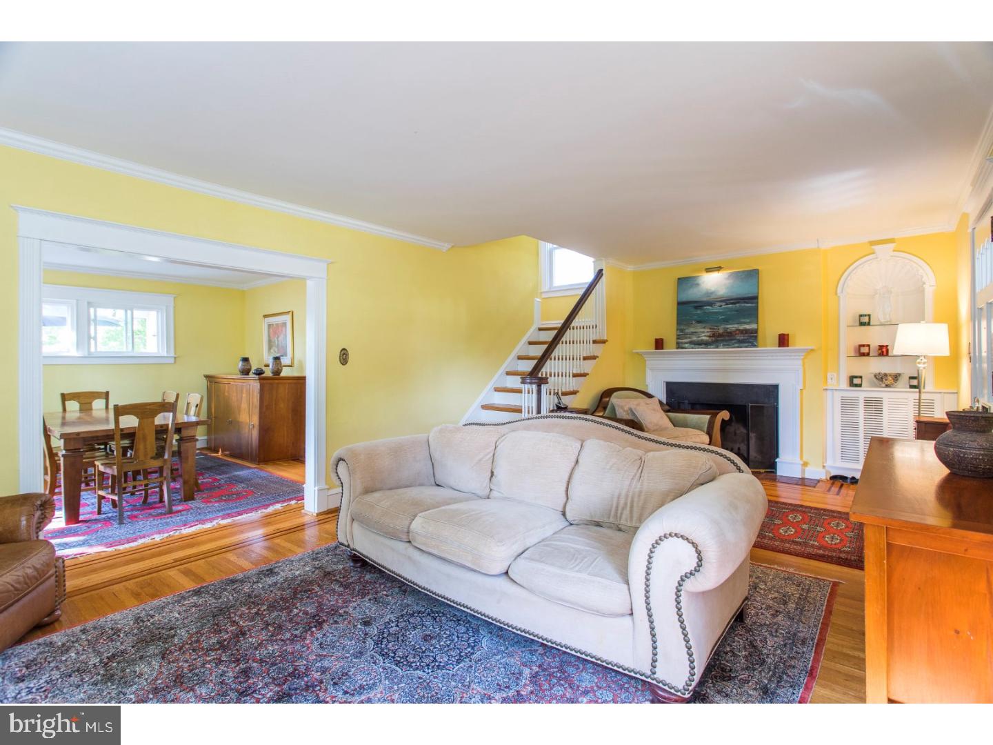 408 Strathmore Road Havertown, PA 19083 - Photo 3 of 25 Living Room