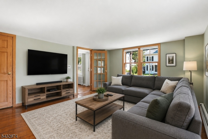 415 Village Road East West Windsor, NJ 08550 - Photo 3 of 33