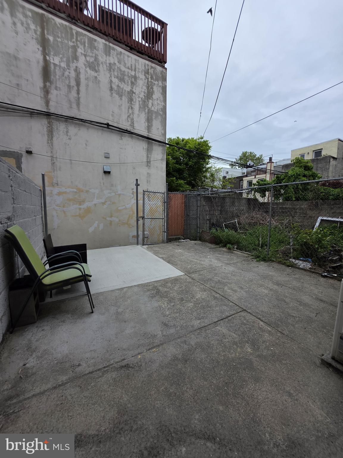 1153 South 11th Street, Unit A Philadelphia, PA 19147 - Photo 10 of 12 a view of a outdoor space with a bench