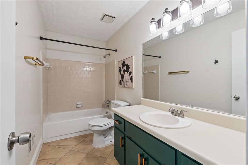 1790 Pierce Arrow Parkway Tucker, GA 30084 - Photo 15 of 29 Gallery Image 15