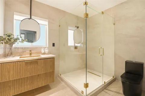 $2,850,000 | 725 Northeast 76th Street, Miami, FL 33138