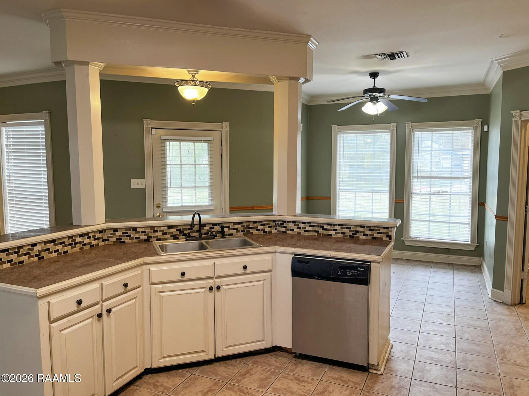 500 Austria Road Duson, LA 70529 - Photo 7 of 27 6C7B6A76-B09A-421D-87A3-5E98A21120EC