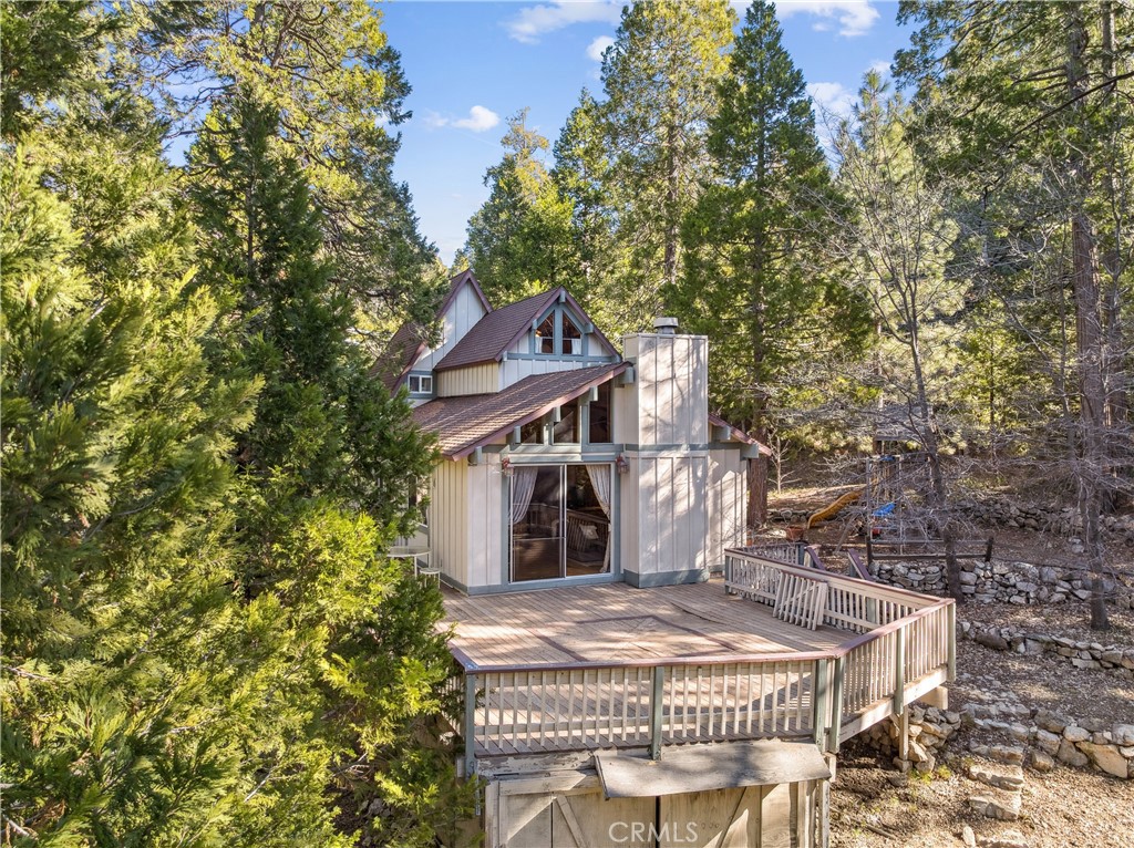 296 Massive Road Lake Arrowhead, CA 92352 - Photo 34 of 45