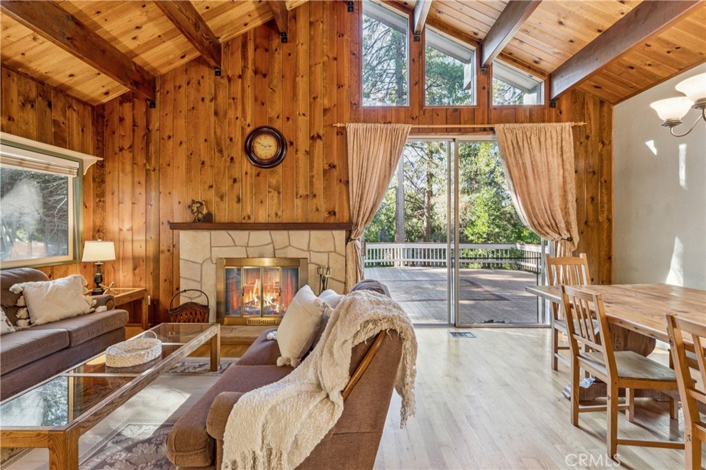 296 Massive Road Lake Arrowhead, CA 92352 - Photo 8 of 45