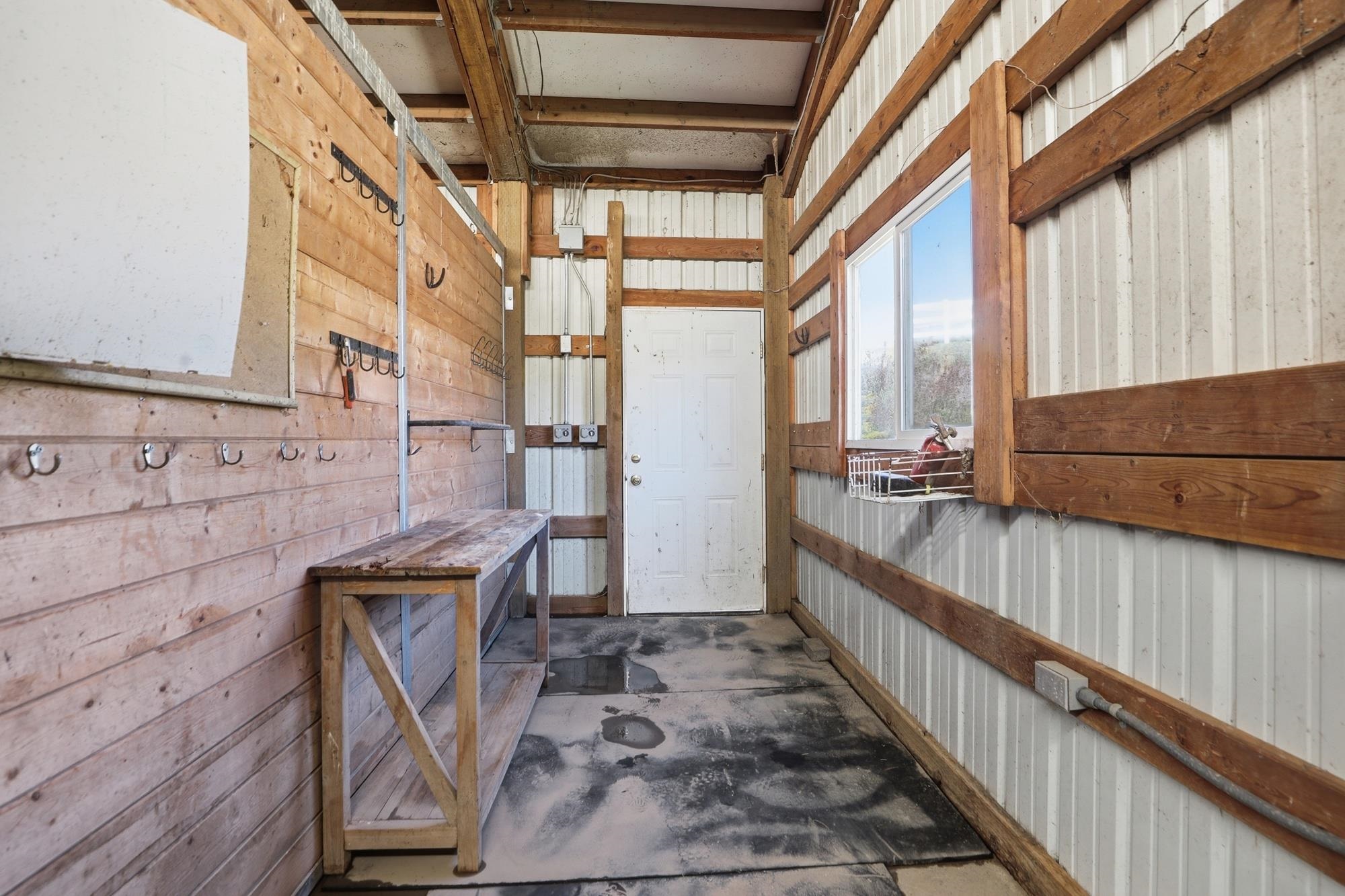 10205 South Sharon Road Spokane, WA 99223 - Photo 7 of 29