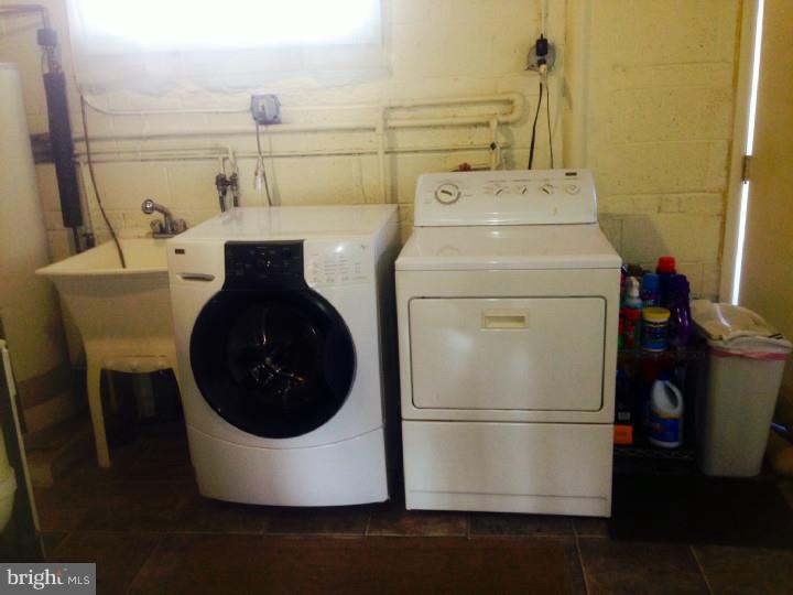 1622 Mt Pleasant Road Havertown, PA 19083 - Photo 20 of 25 Laundry Room