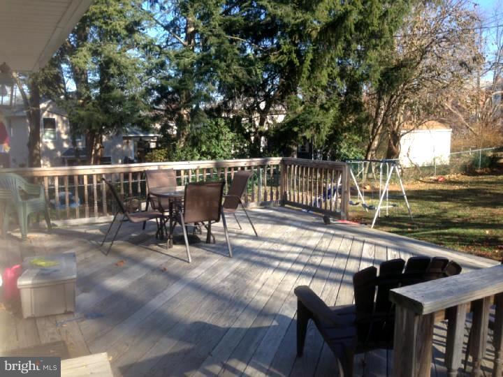 1622 Mt Pleasant Road Havertown, PA 19083 - Photo 23 of 25 Deck