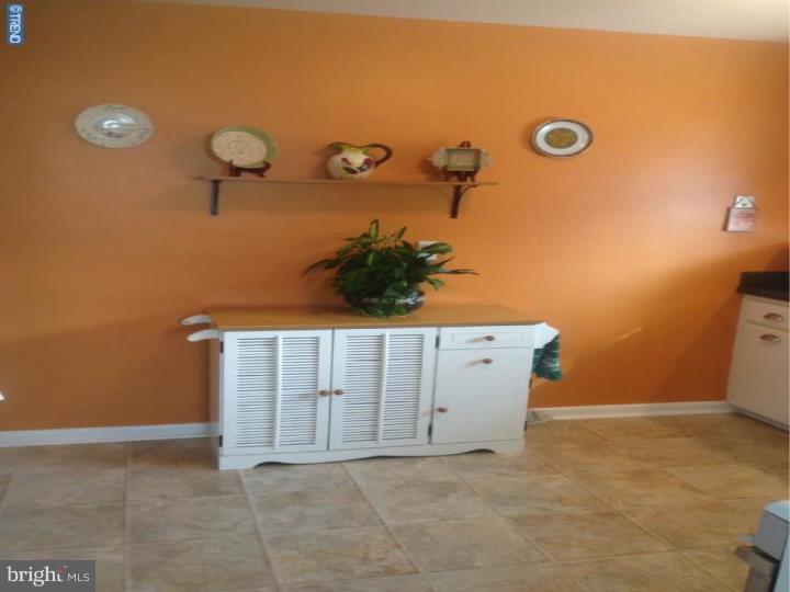 1622 Mt Pleasant Road Havertown, PA 19083 - Photo 9 of 25 Kitchen