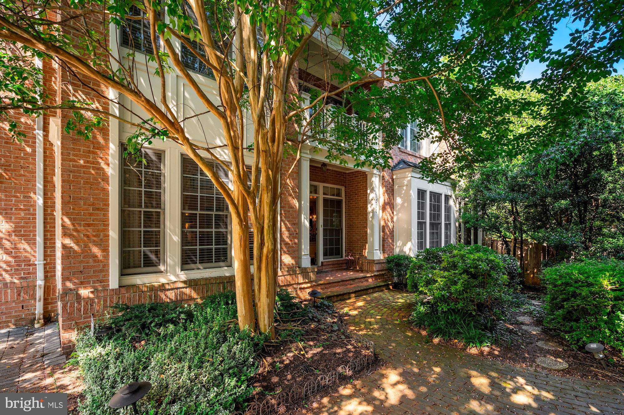 1528 Chain Bridge Road McLean, VA 22101 - Photo 2 of 51 Gallery Image 2