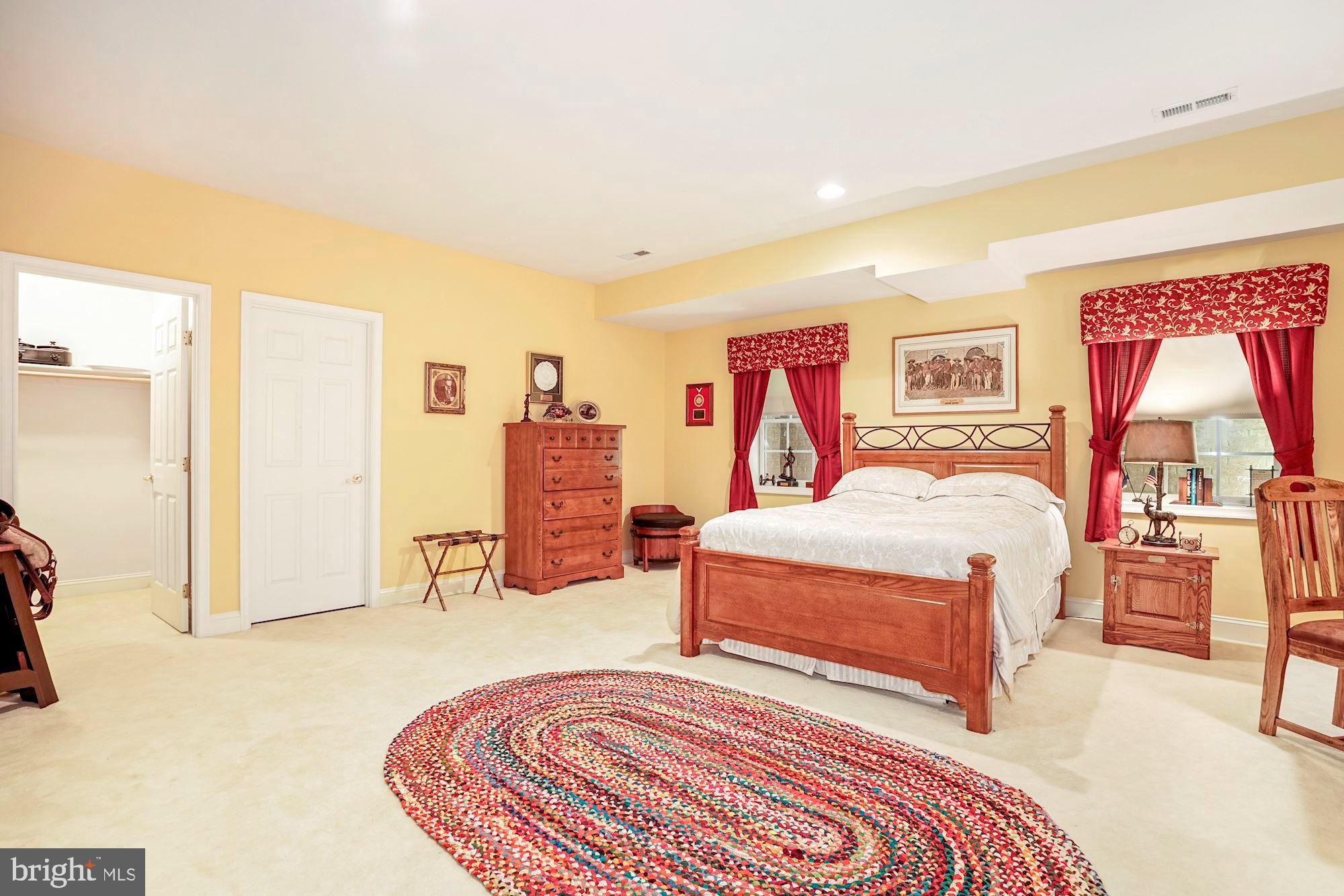 1528 Chain Bridge Road McLean, VA 22101 - Photo 38 of 51 Gallery Image 38