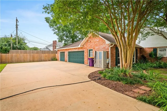 $539,900 | 5123 Mallard Drive, Alexandria, LA 71303
