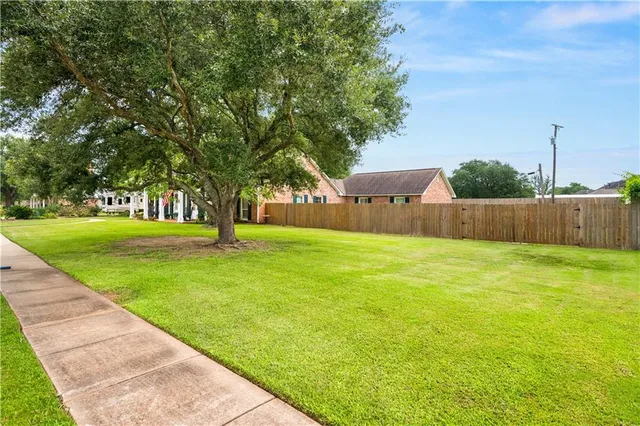 $539,900 | 5123 Mallard Drive, Alexandria, LA 71303